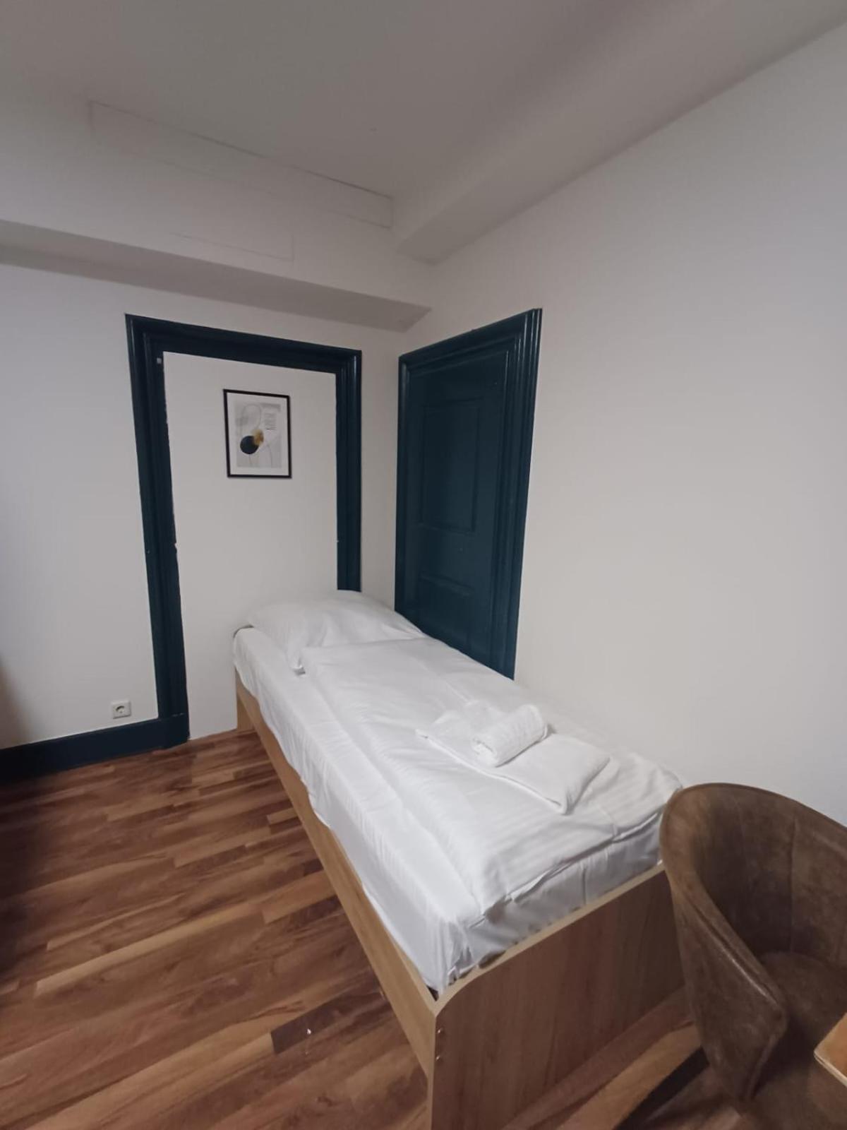 Crown Living Villa Blumenau Studios, Smarttv, Parkplatz Lustenau Ngoại thất bức ảnh