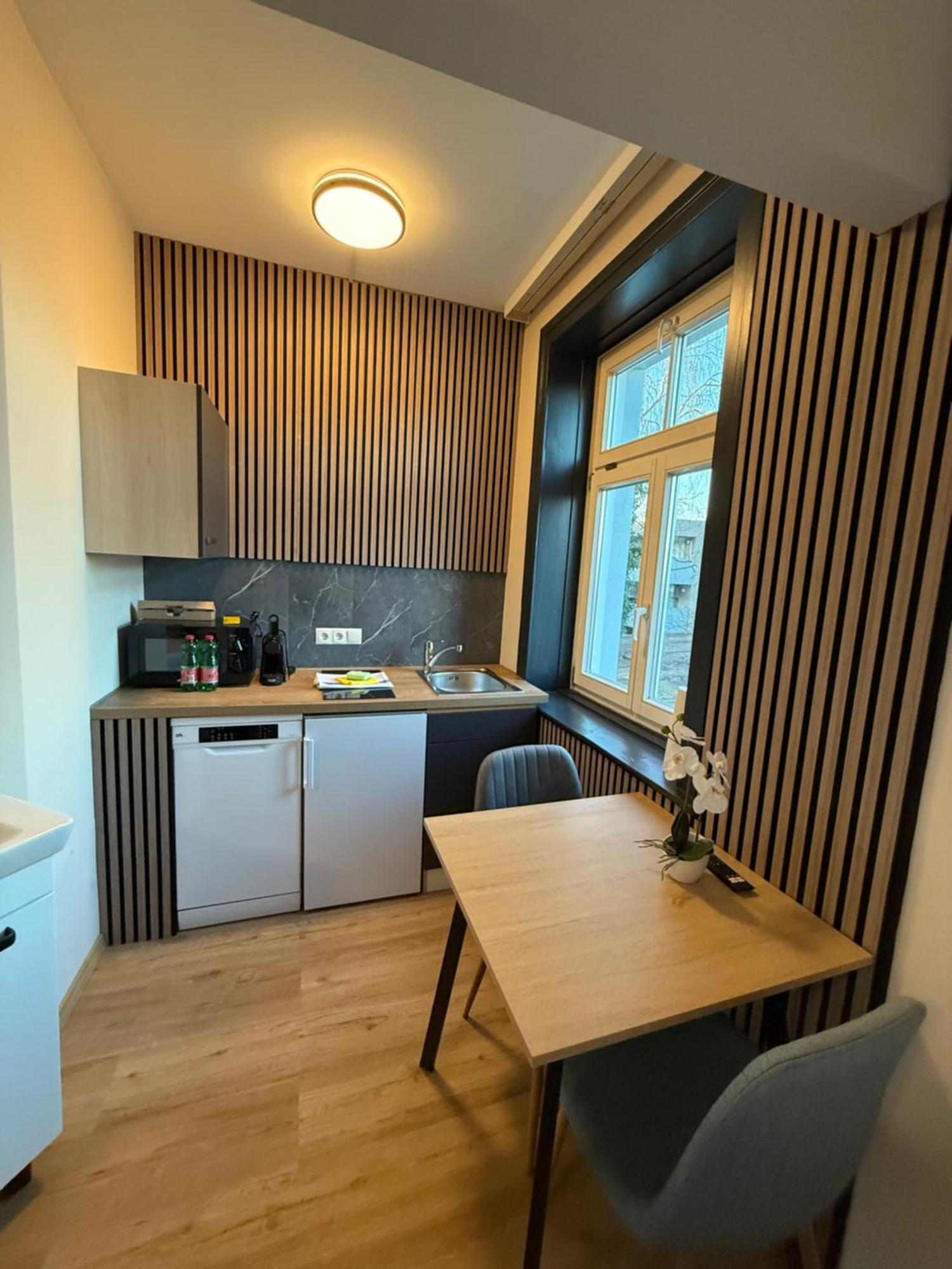 Crown Living Villa Blumenau Studios, Smarttv, Parkplatz Lustenau Ngoại thất bức ảnh