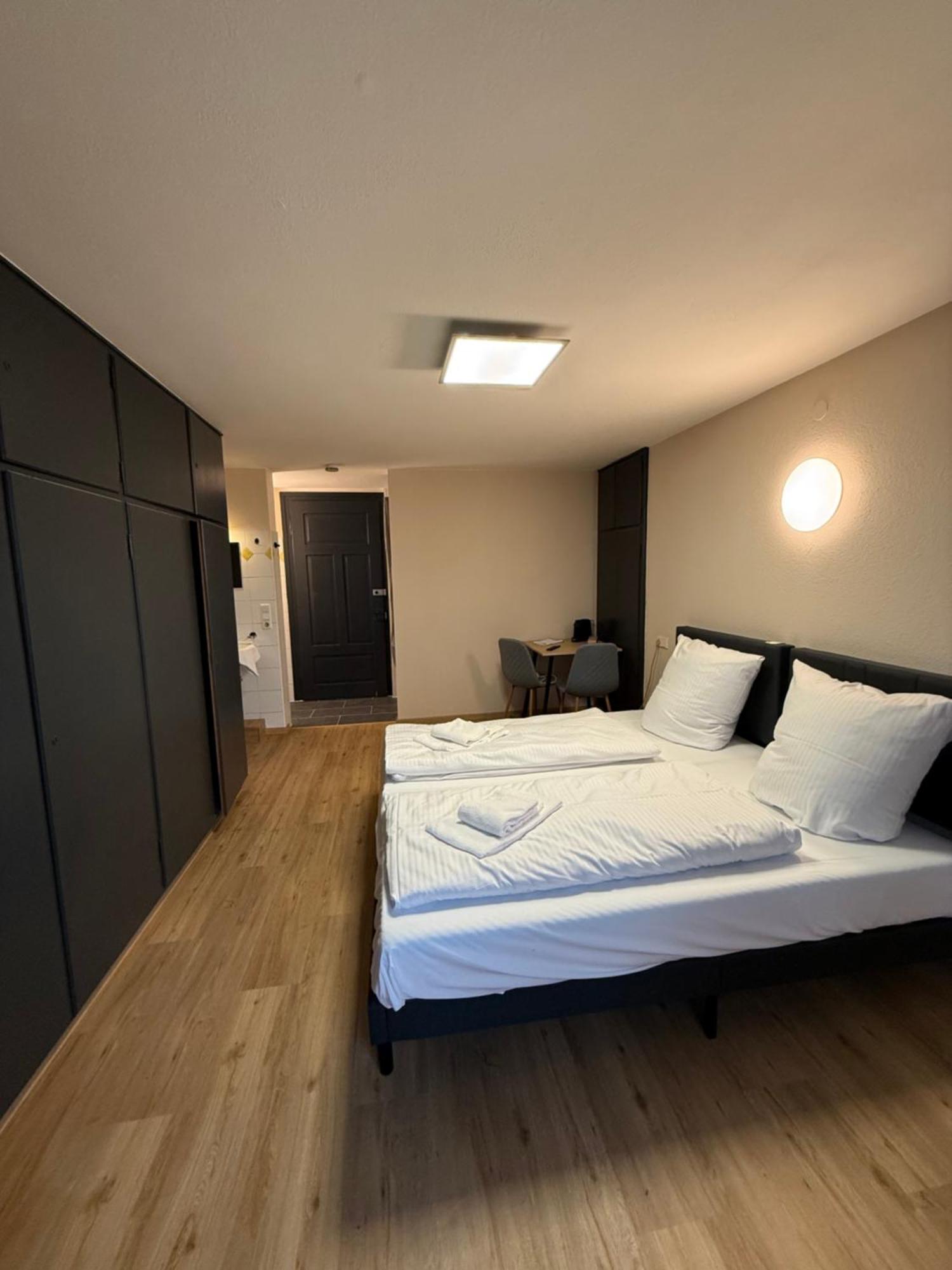 Crown Living Villa Blumenau Studios, Smarttv, Parkplatz Lustenau Ngoại thất bức ảnh