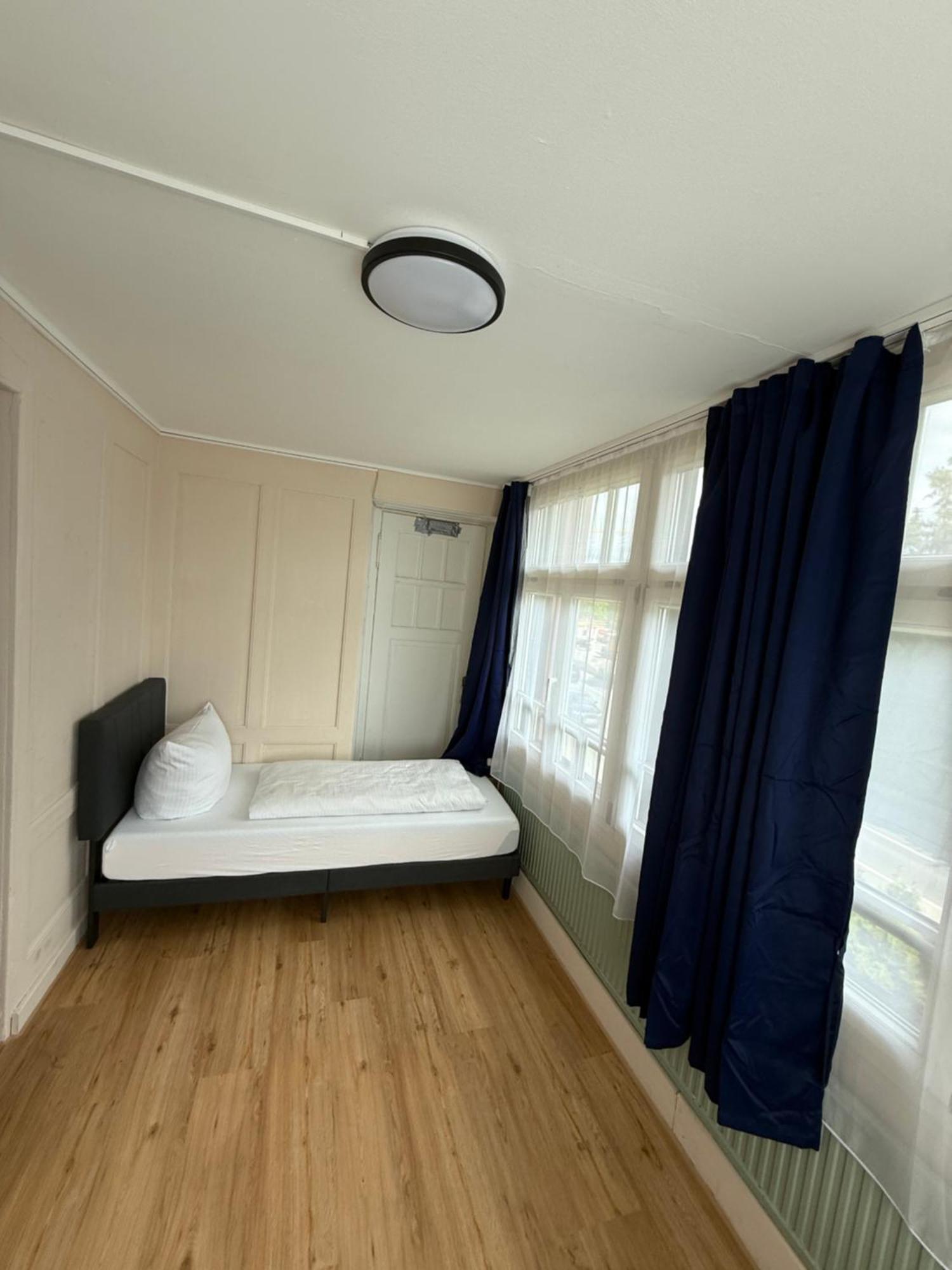 Crown Living Villa Blumenau Studios, Smarttv, Parkplatz Lustenau Ngoại thất bức ảnh